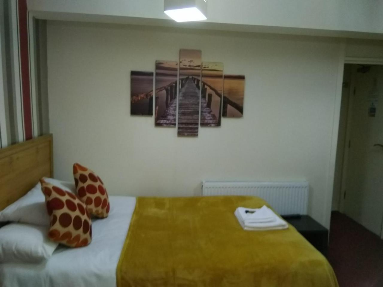 לינה וארוחת בוקר בלקפול Ringbane House מראה חיצוני תמונה